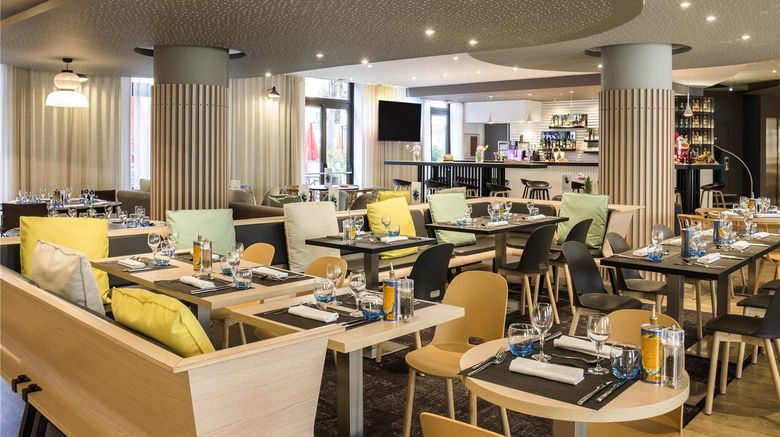 <b>Novotel Nice Centre Restaurant</b>. Images powered by <a href="https://iceportal.shijigroup.com/" title="IcePortal" target="_blank">IcePortal</a>.