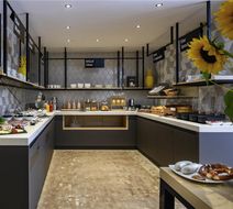 Mercure Schwabing Munich Exterior