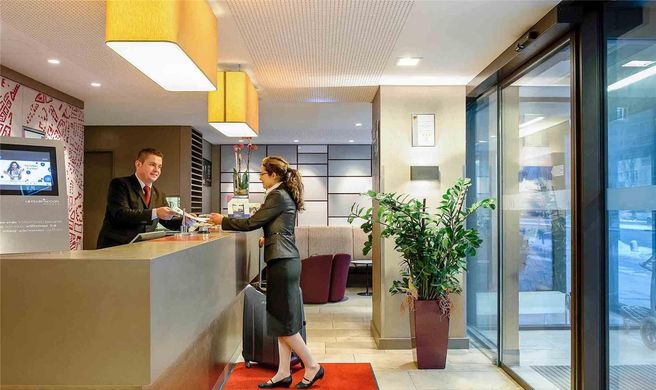 Mercure Schwabing Munich Exterior