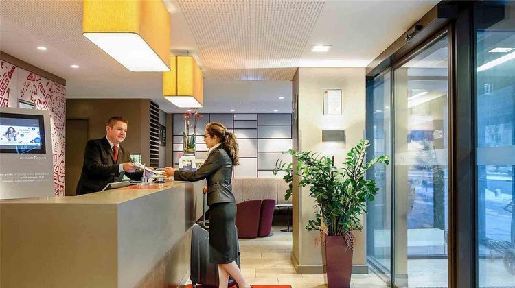 Mercure Schwabing Munich Exterior