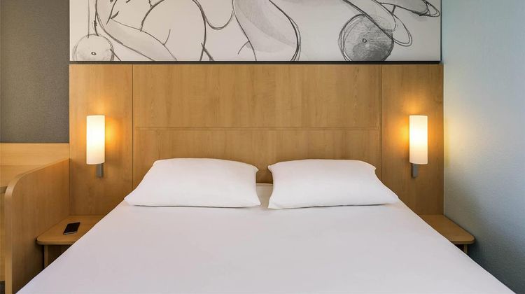 Ibis Roscoff Room