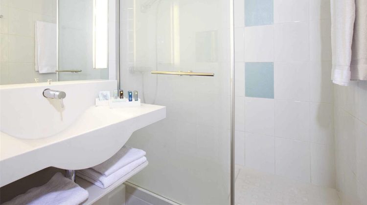 Novotel Newcastle Airport Room