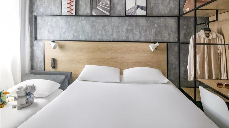 <b>Ibis Hotel Gap Room</b>. Images powered by <a href="https://iceportal.shijigroup.com/" title="IcePortal" target="_blank">IcePortal</a>.