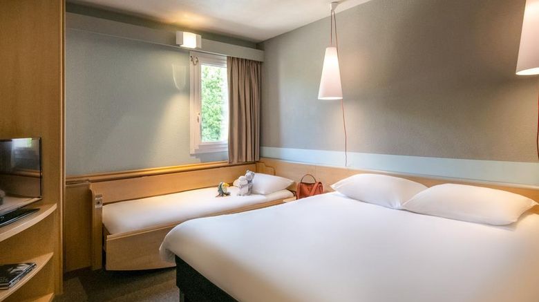 <b>Ibis Hotel Gap Room</b>. Images powered by <a href="https://iceportal.shijigroup.com/" title="IcePortal" target="_blank">IcePortal</a>.
