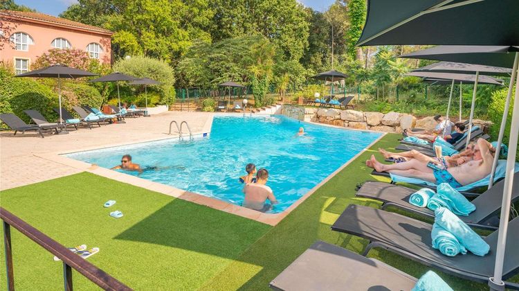 Mercure Antibes Sophia Antipolis Hotel Pool