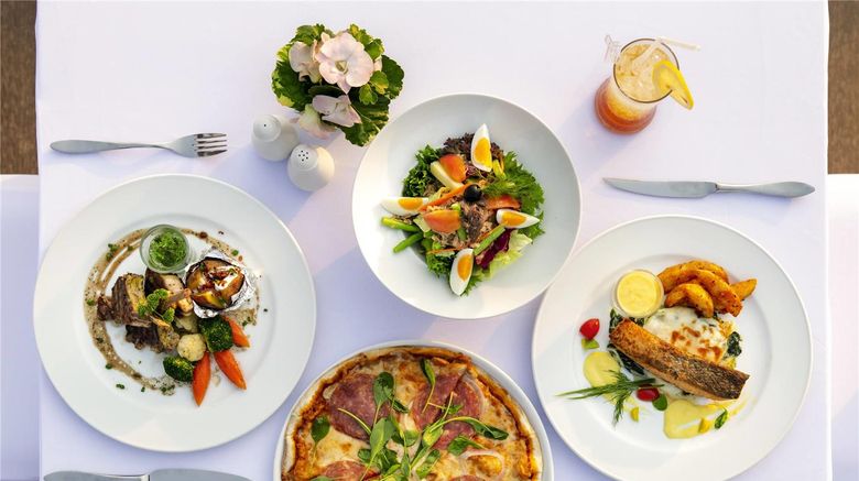 <b>Novotel Rim Pae Rayong Restaurant</b>. Images powered by <a href="https://iceportal.shijigroup.com/" title="IcePortal" target="_blank">IcePortal</a>.