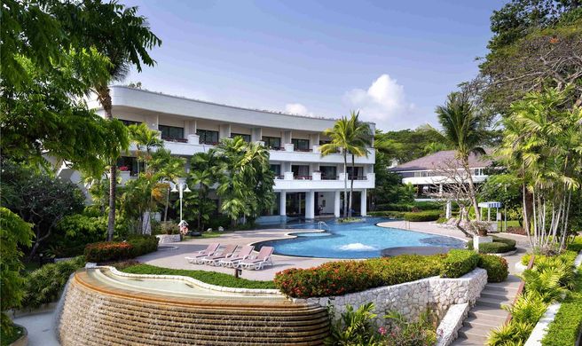 Novotel Rim Pae Rayong Exterior