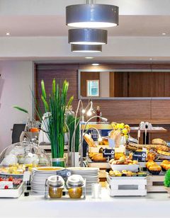 Mercure Paris Pt de Versailles Vaugirard