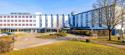 Mercure Lyon Est Villefontaine Exterior
