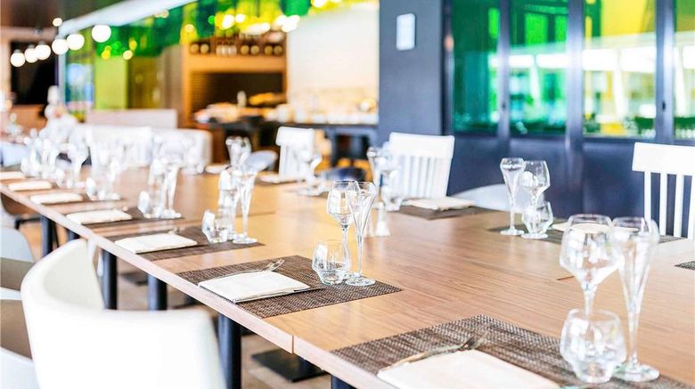 <b>Novotel Milano Est Aeroporto Restaurant</b>. Images powered by <a href="https://iceportal.shijigroup.com/" title="IcePortal" target="_blank">IcePortal</a>.