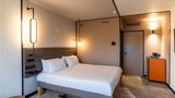 <b>Novotel Saint Quentin Golf National Room</b>. Images powered by <a href="https://iceportal.shijigroup.com/" title="IcePortal" target="_blank">IcePortal</a>.