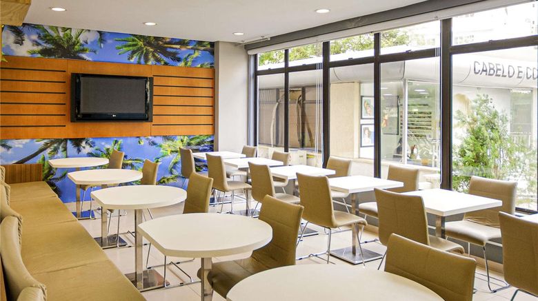 <b>Ibis Hotel Fortaleza Restaurant</b>. Images powered by <a href="https://iceportal.shijigroup.com/" title="IcePortal" target="_blank">IcePortal</a>.