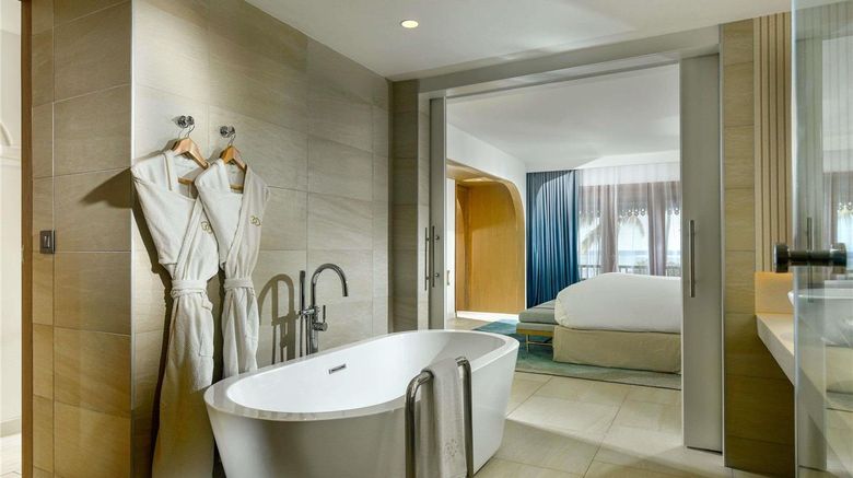 <b>Sofitel L'Imperial Resort & Spa Suite</b>. Images powered by <a href="https://iceportal.shijigroup.com/" title="IcePortal" target="_blank">IcePortal</a>.