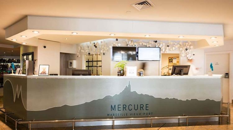 Mercure Marseille Euro Centre Exterior