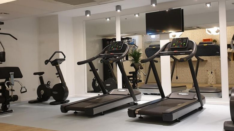 <b>Mercure Marseille Euro Centre Health</b>. Images powered by <a href="https://iceportal.shijigroup.com/" title="IcePortal" target="_blank">IcePortal</a>.