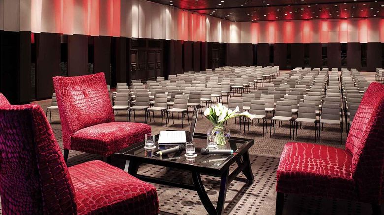 <b>Pullman Cannes Mandelieu Royal Casino Meeting</b>. Images powered by <a href="https://iceportal.shijigroup.com/" title="IcePortal" target="_blank">IcePortal</a>.