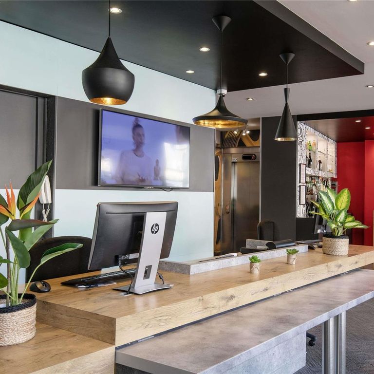 Ibis Cannes Plage La Bocca