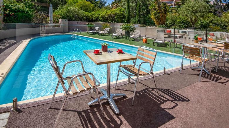 <b>Ibis Hyeres Other</b>. Images powered by <a href="https://iceportal.shijigroup.com/" title="IcePortal" target="_blank">IcePortal</a>.