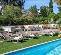 Ibis Hyeres Exterior