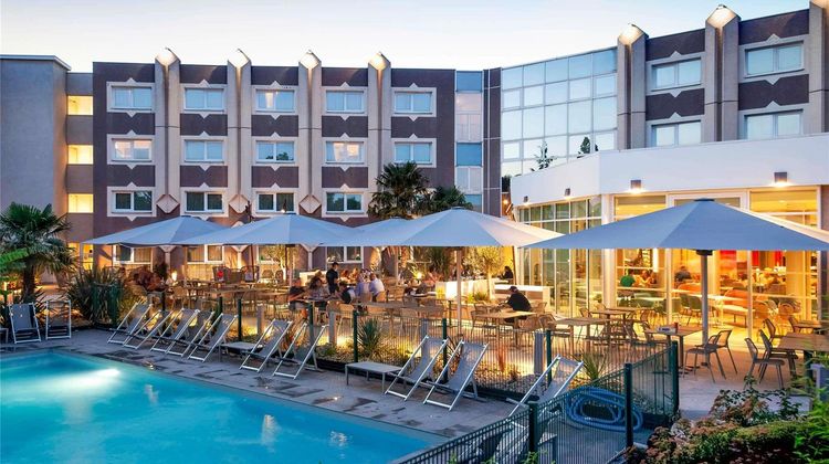 Novotel Clermont-Ferrand Exterior