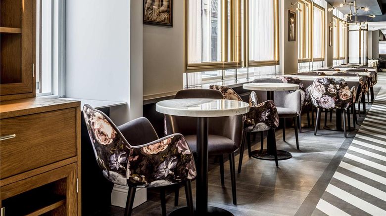 <b>Novotel Den Haag City Center Restaurant</b>. Images powered by <a href="https://iceportal.shijigroup.com/" title="IcePortal" target="_blank">IcePortal</a>.