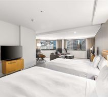 Novotel Sydney on Darling Harbour Room
