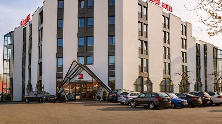 Ibis Lausanne Crissier Exterior
