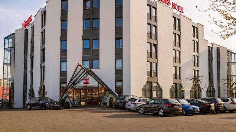<b>Ibis Lausanne Crissier Exterior</b>. Images powered by <a href="https://iceportal.shijigroup.com/" title="IcePortal" target="_blank">IcePortal</a>.