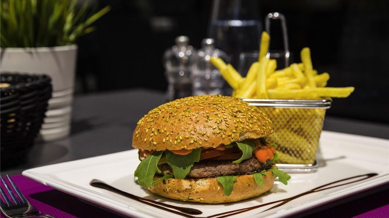 <b>Ibis Lausanne Crissier Restaurant</b>. Images powered by <a href="https://iceportal.shijigroup.com/" title="IcePortal" target="_blank">IcePortal</a>.