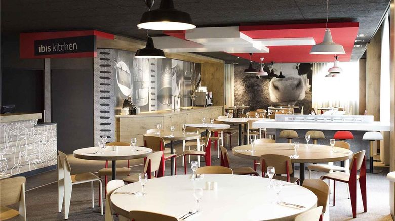 <b>Ibis Lausanne Crissier Restaurant</b>. Images powered by <a href="https://iceportal.shijigroup.com/" title="IcePortal" target="_blank">IcePortal</a>.