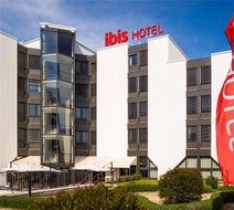 Ibis Lausanne Crissier Exterior