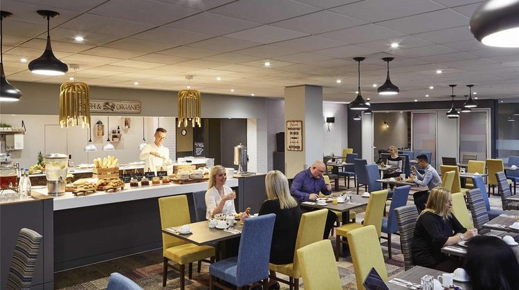 Novotel Wolverhampton City Centre Restaurant