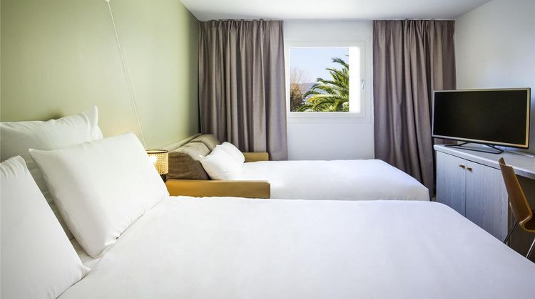 Mercure Cannes Mandelieu Room