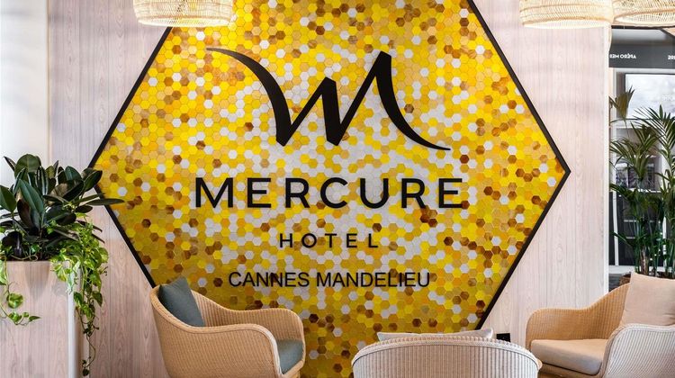 Mercure Cannes Mandelieu Exterior