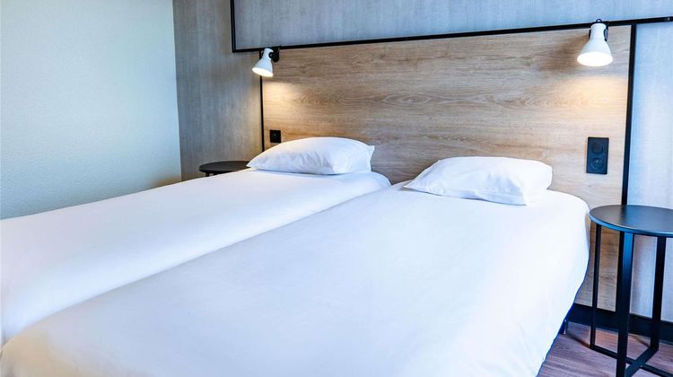 Ibis Agen Centre Room