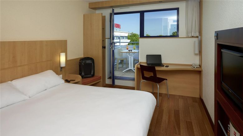 <b>Ibis Site Du Futuroscope Room</b>. Images powered by <a href="https://iceportal.shijigroup.com/" title="IcePortal" target="_blank">IcePortal</a>.