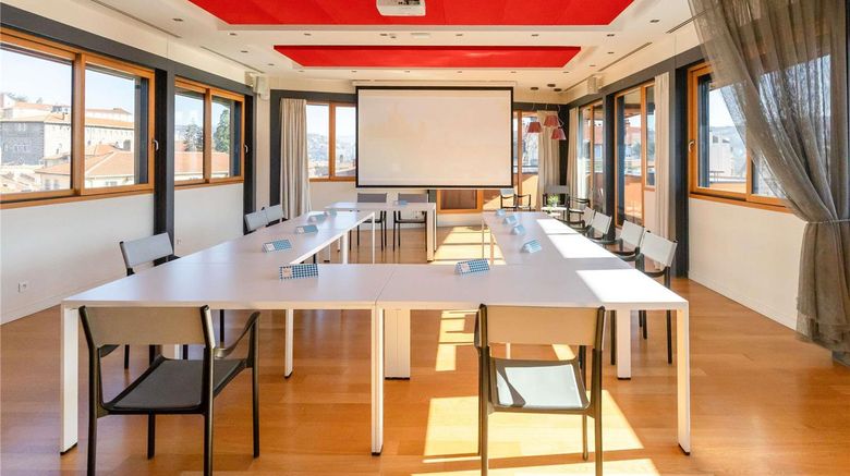 <b>Ibis Styles Le Puy-en-Velay Meeting</b>. Images powered by <a href="https://iceportal.shijigroup.com/" title="IcePortal" target="_blank">IcePortal</a>.