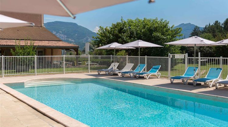 Ibis Sisteron Pool