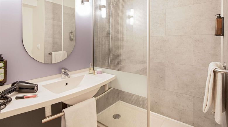 <b>Ibis Latimone Hotel Room</b>. Images powered by <a href="https://iceportal.shijigroup.com/" title="IcePortal" target="_blank">IcePortal</a>.