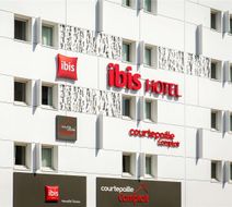 Ibis Latimone Hotel Exterior