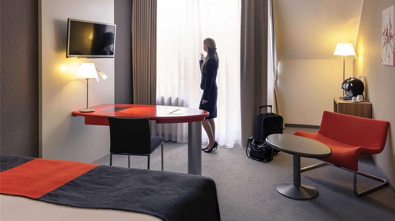 <b>Mercure Hotel & Residenz Frankfurt Messe Room</b>. Images powered by <a href="https://iceportal.shijigroup.com/" title="IcePortal" target="_blank">IcePortal</a>.