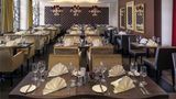 <b>Mercure Hotel & Residenz Frankfurt Messe Restaurant</b>. Images powered by <a href="https://iceportal.shijigroup.com/" title="IcePortal" target="_blank">IcePortal</a>.