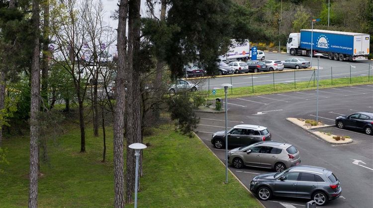 Novotel Angers Lac De Maine Exterior