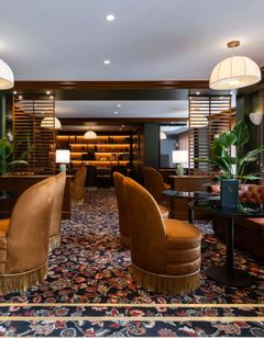 Mercure Omaha Beach Hotel