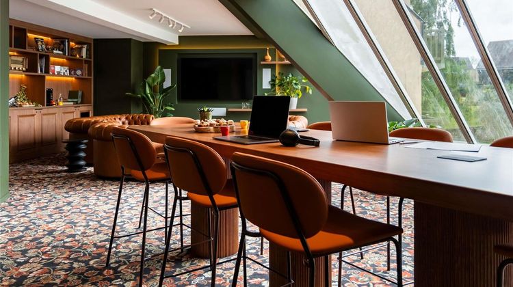 Mercure Omaha Beach Hotel Meeting