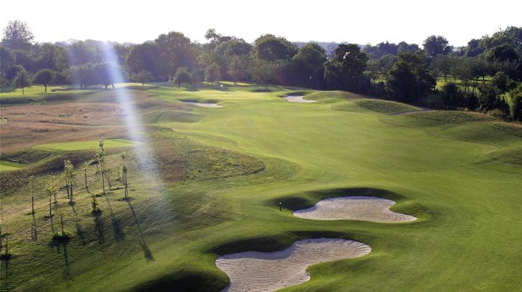 Mercure Omaha Beach Hotel Golf