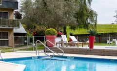 Mercure Omaha Beach Hotel