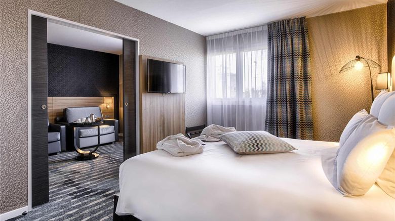 <b>Mercure Cabourg Hotel & Spa Suite</b>. Images powered by <a href="https://iceportal.shijigroup.com/" title="IcePortal" target="_blank">IcePortal</a>.