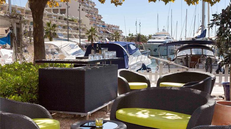 <b>Mercure La Grande Motte Restaurant</b>. Images powered by <a href="https://iceportal.shijigroup.com/" title="IcePortal" target="_blank">IcePortal</a>.