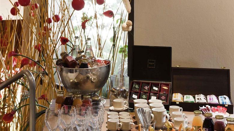 <b>Mercure La Grande Motte Meeting</b>. Images powered by <a href="https://iceportal.shijigroup.com/" title="IcePortal" target="_blank">IcePortal</a>.